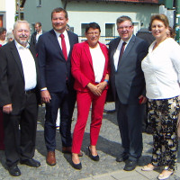 Von links: Richard Brand, Uli Grötsch, Generalsekretär der BayernSPD, Christiane Halbleib, Volkmar Halbleib, Anna Stvrtecky